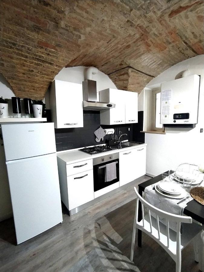Casa In Centro Storico Vista Gran Sasso Daire Atri Dış mekan fotoğraf