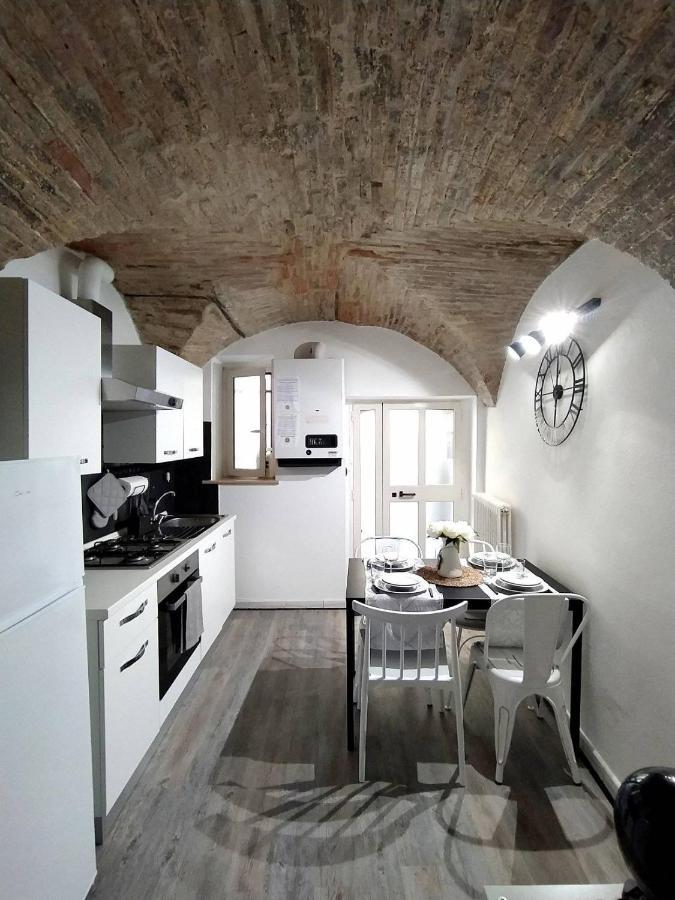 Casa In Centro Storico Vista Gran Sasso Daire Atri Dış mekan fotoğraf